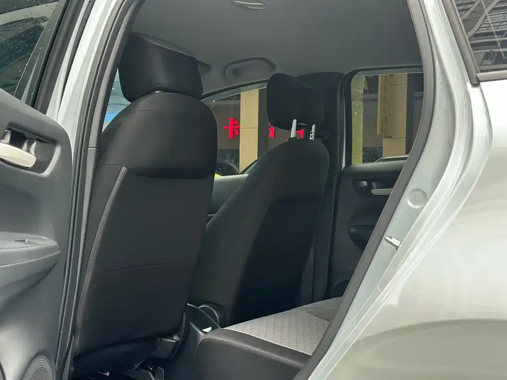 Honda Fit — фото 2