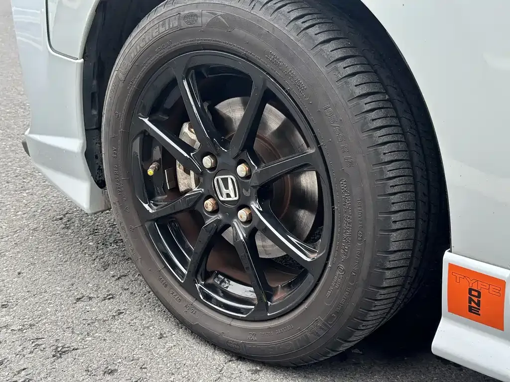 Honda Fit — фото 4
