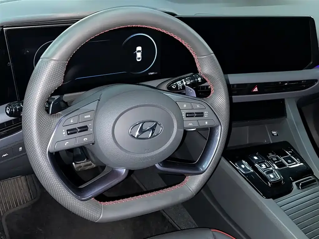 Hyundai Sonata — фото 4