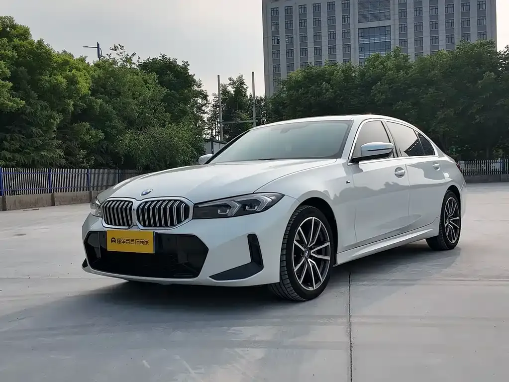 BMW 3 Series — фото 1