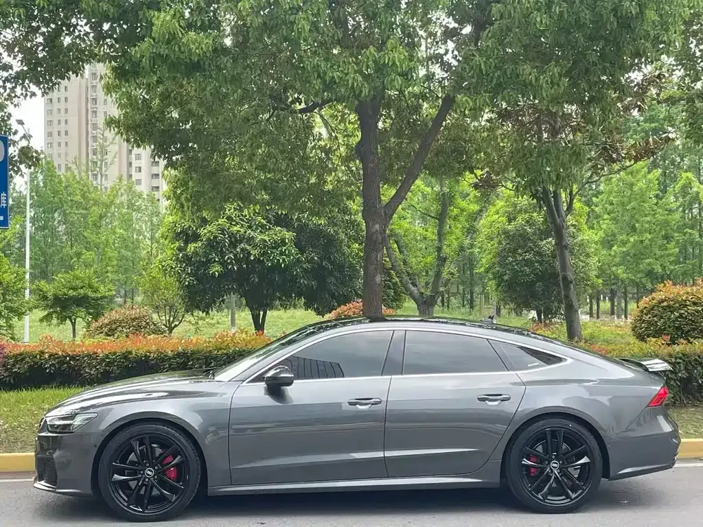 Audi A7 — фото 7