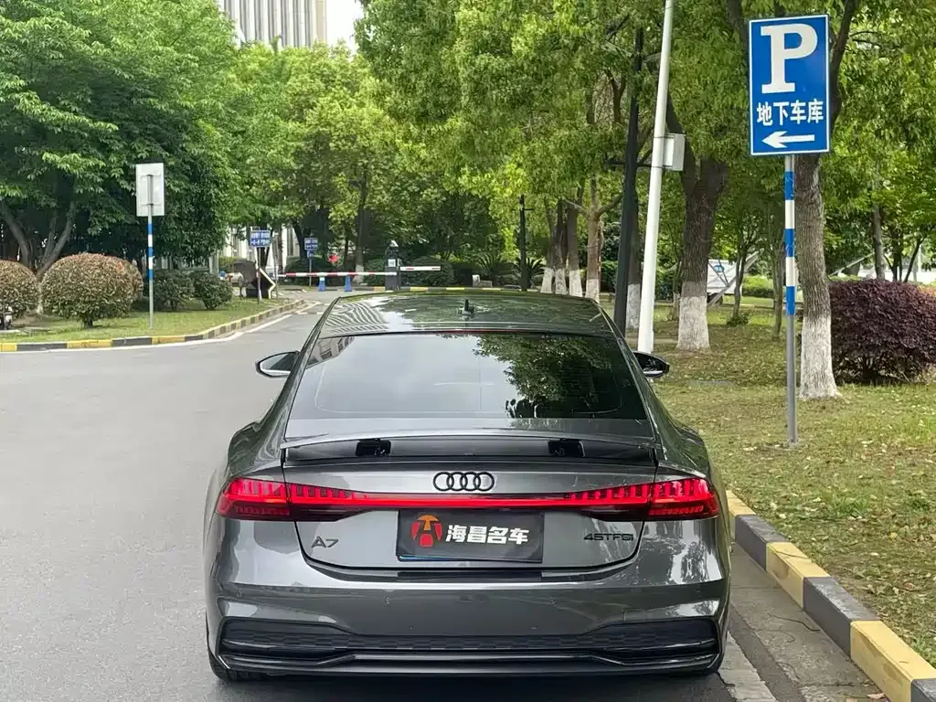 Audi A7 — фото 8