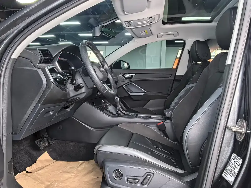 Audi Q3 Sportback — фото 9