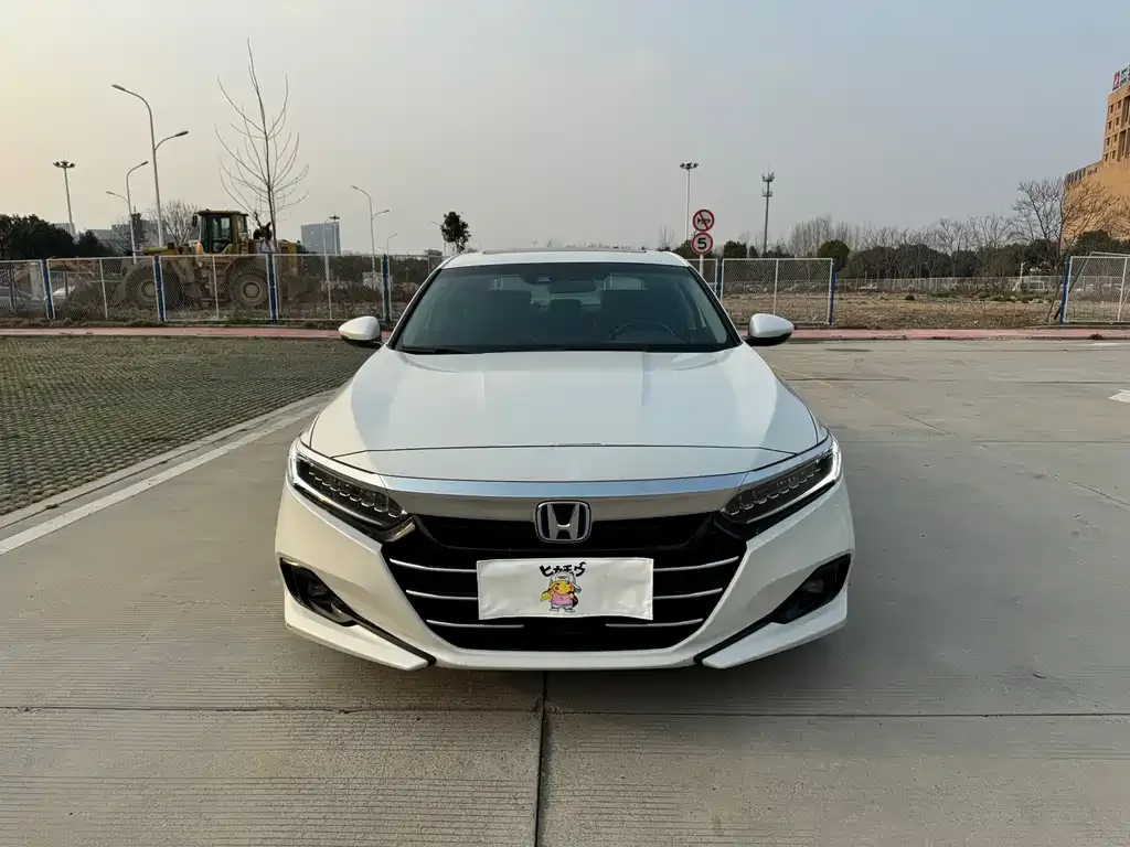 Honda Accord — фото 4
