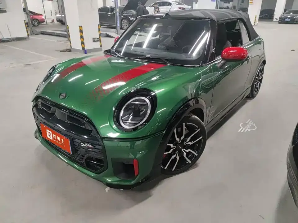 MINI JCW (John Cooper Works) — фото 1
