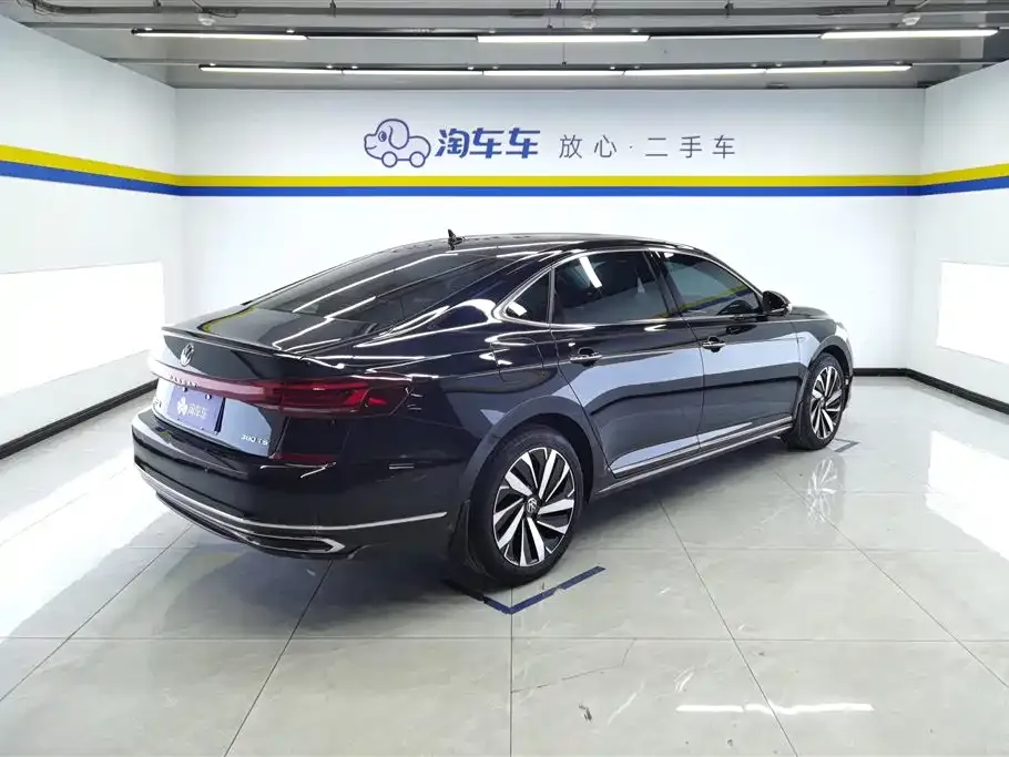 Volkswagen Passat — фото 4