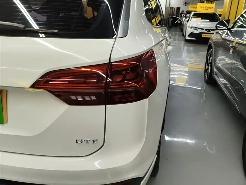 Volkswagen Tayron GTE PHEV — фото 10