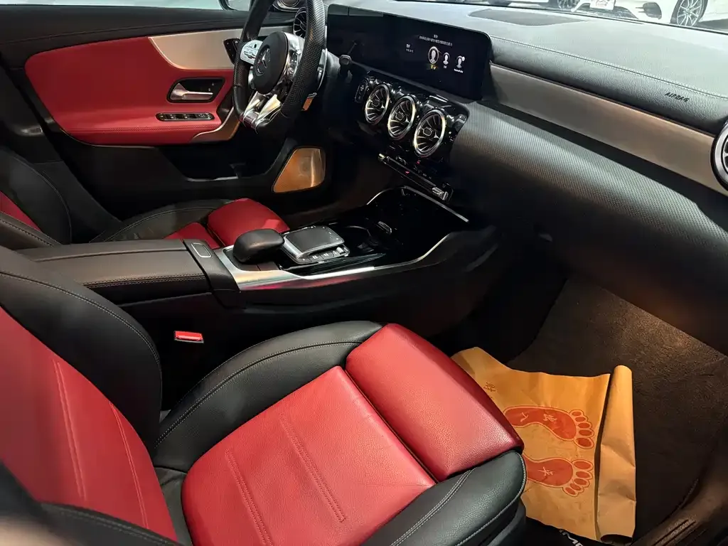 Mercedes-Benz GLA AMG — фото 5