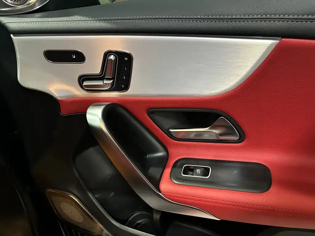 Mercedes-Benz GLA AMG — фото 2