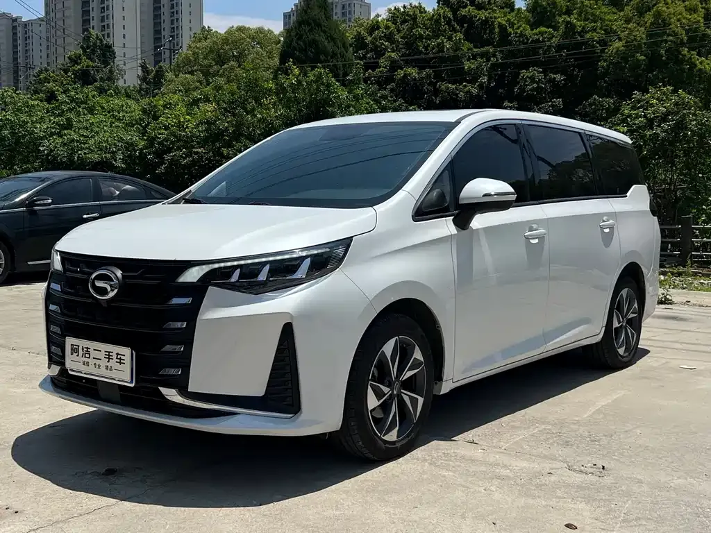 GAC Motor Trumpchi M6 — фото 1