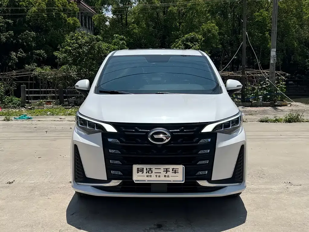 GAC Motor Trumpchi M6 — фото 10