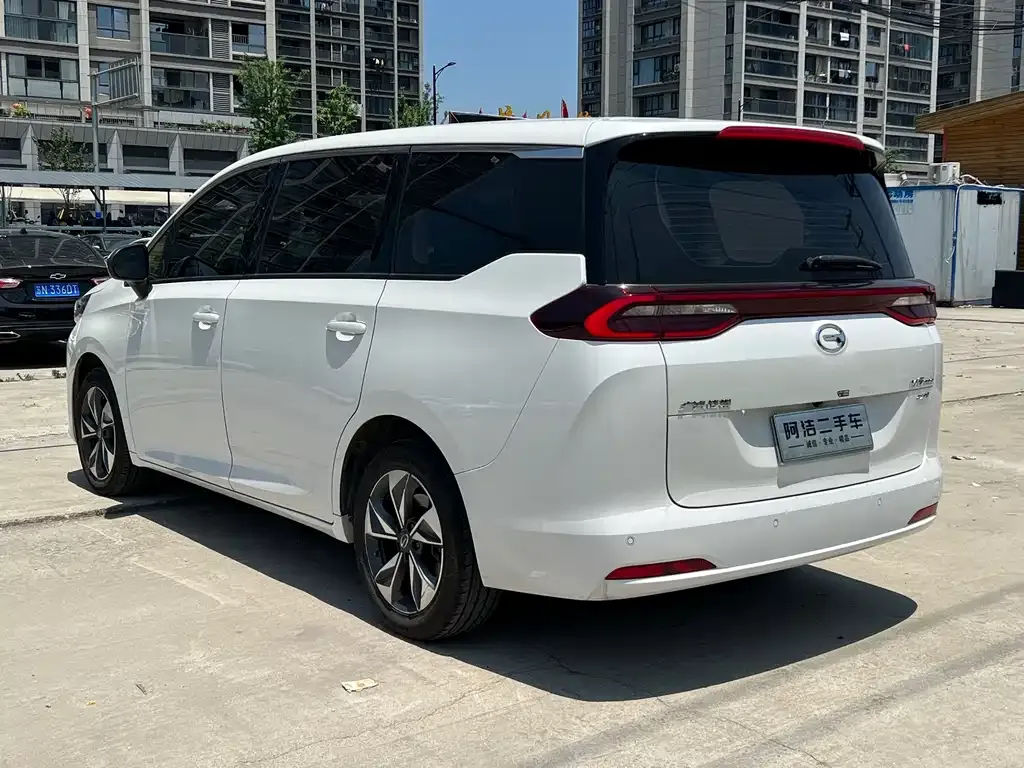 GAC Motor Trumpchi M6 — фото 7