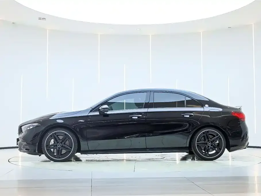 Mercedes-Benz A-Class AMG — фото 4