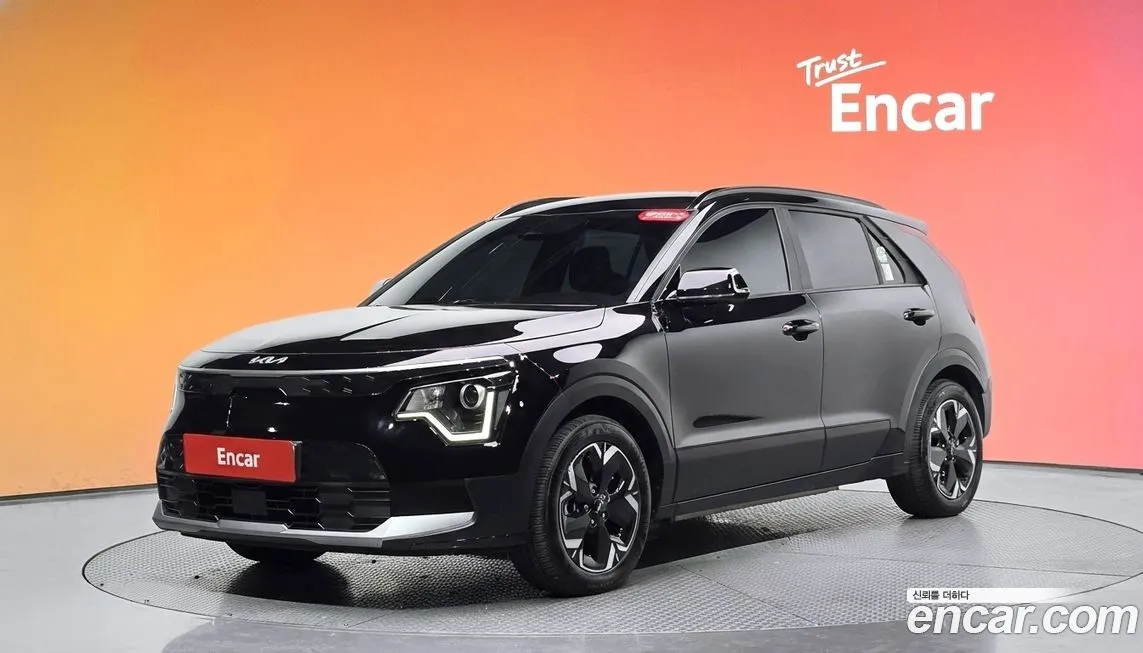 Kia Niro — фото 1