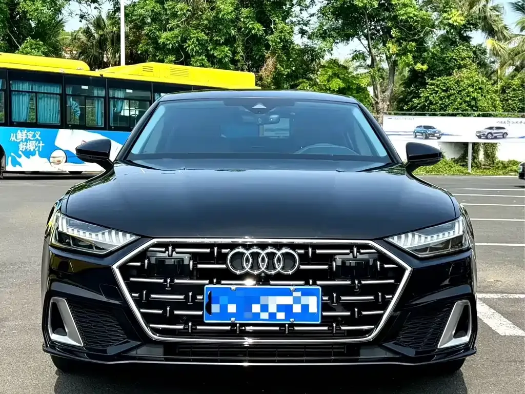 Audi A7L — фото 4