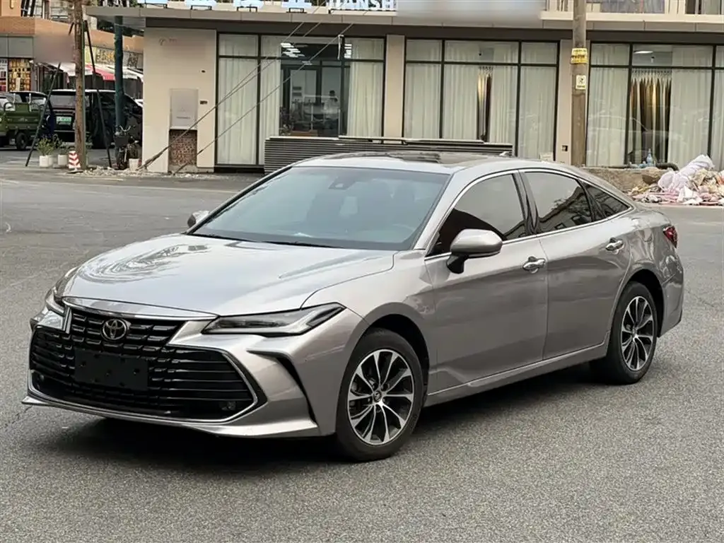Toyota Avalon — фото 9