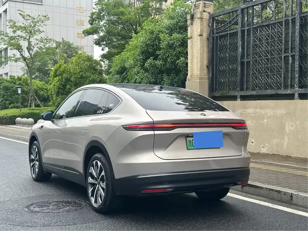 NIO EC7 — фото 8