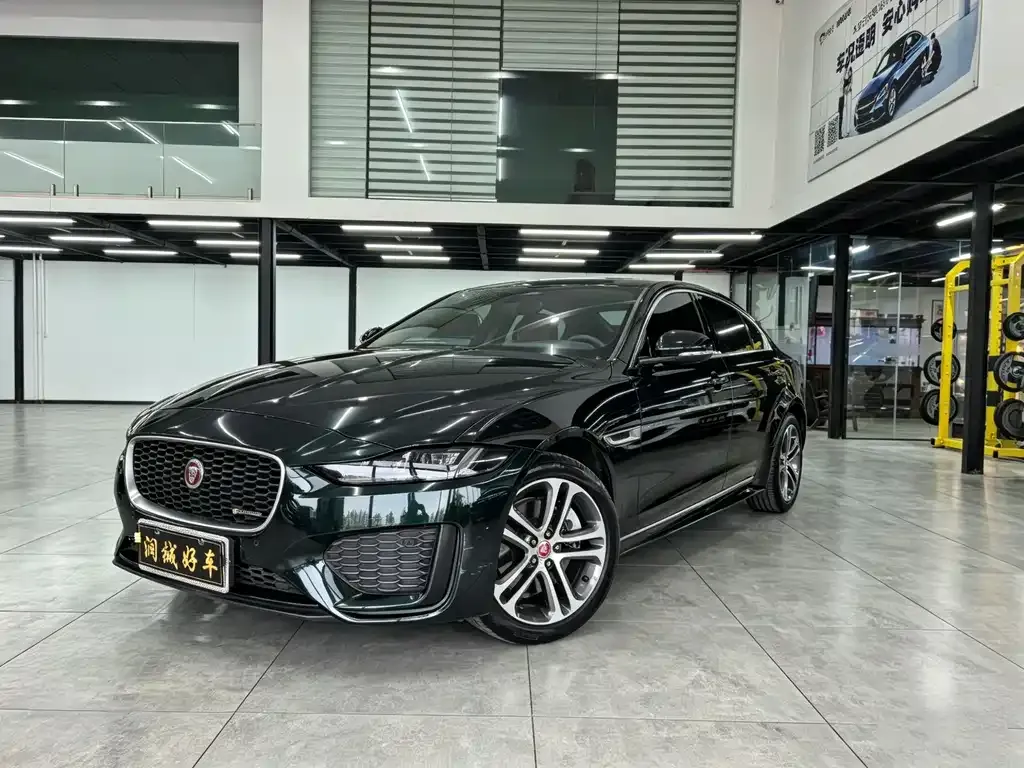 Jaguar XEL — фото 1