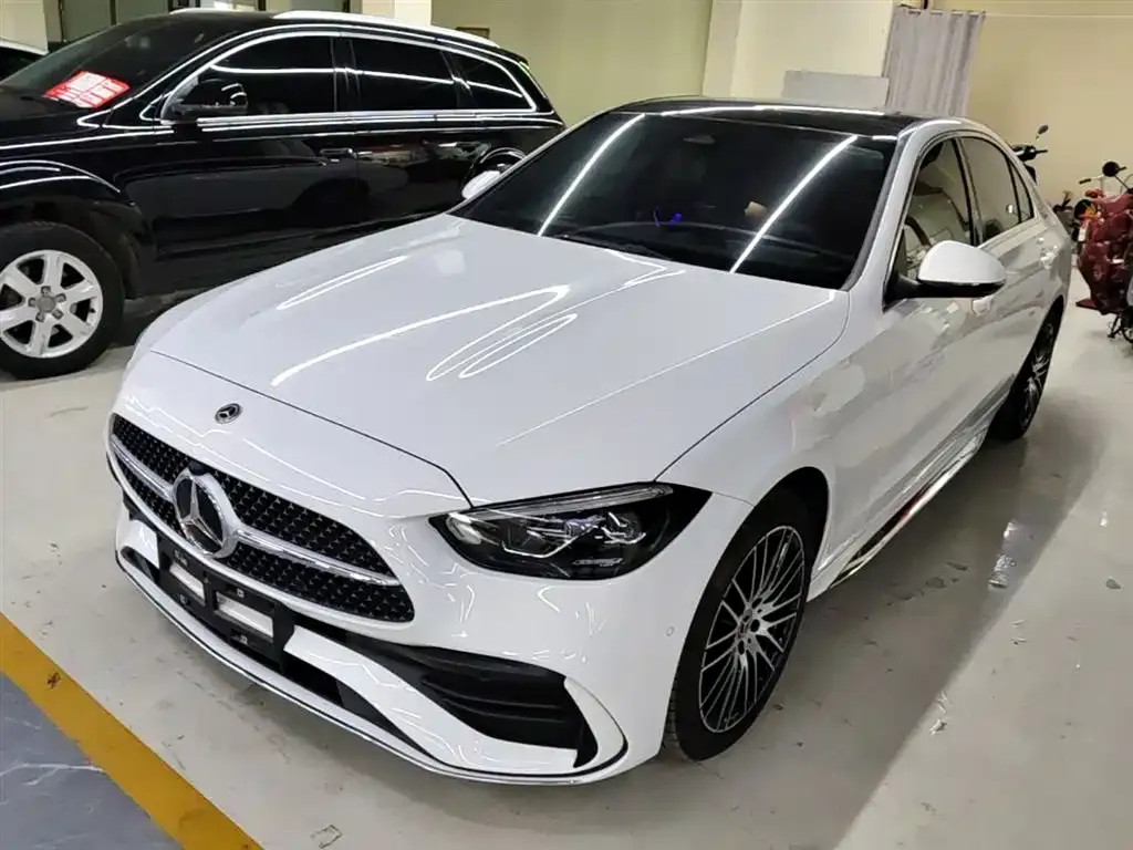 Mercedes-Benz C-Class — фото 1