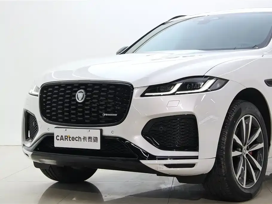 Jaguar F-PACE — фото 4