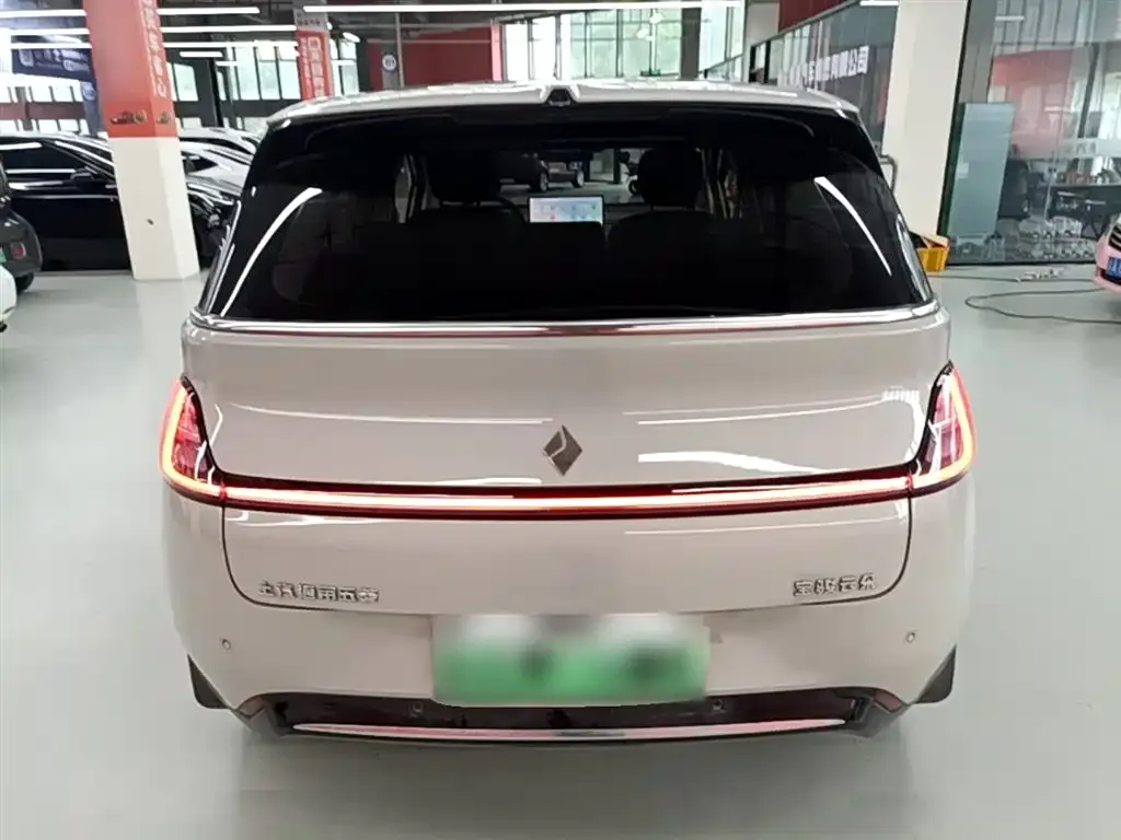 Baojun Yunduo — фото 6