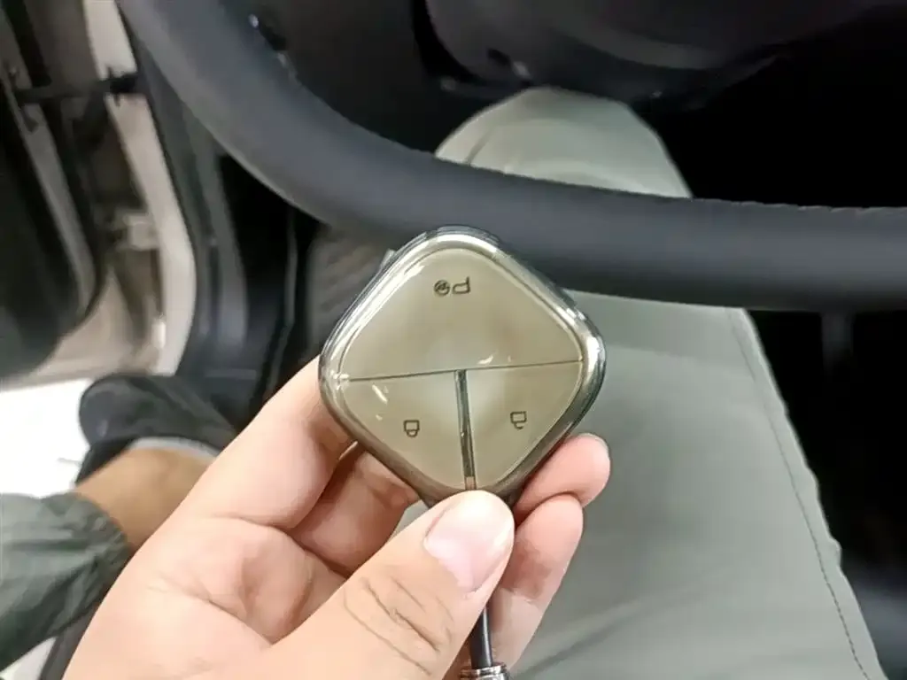 Baojun Yunduo — фото 2