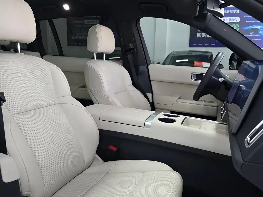 Li Auto L7 — фото 7