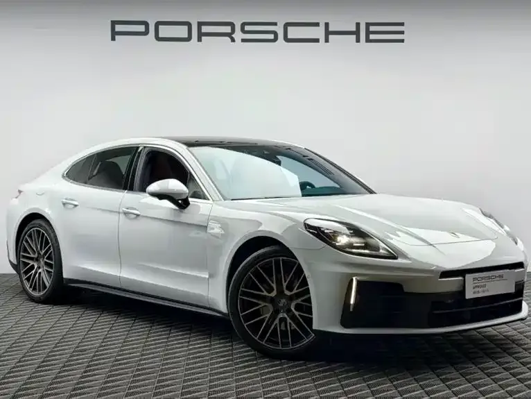 Porsche Panamera — фото 8