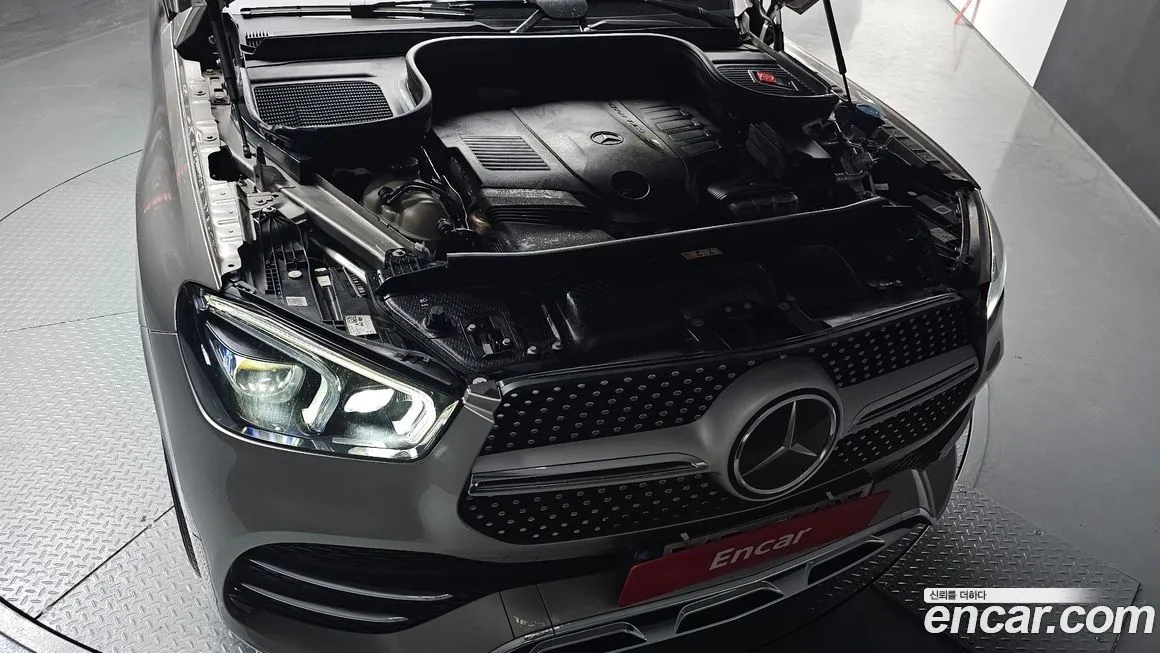 Mercedes-Benz GLE-Class — фото 10