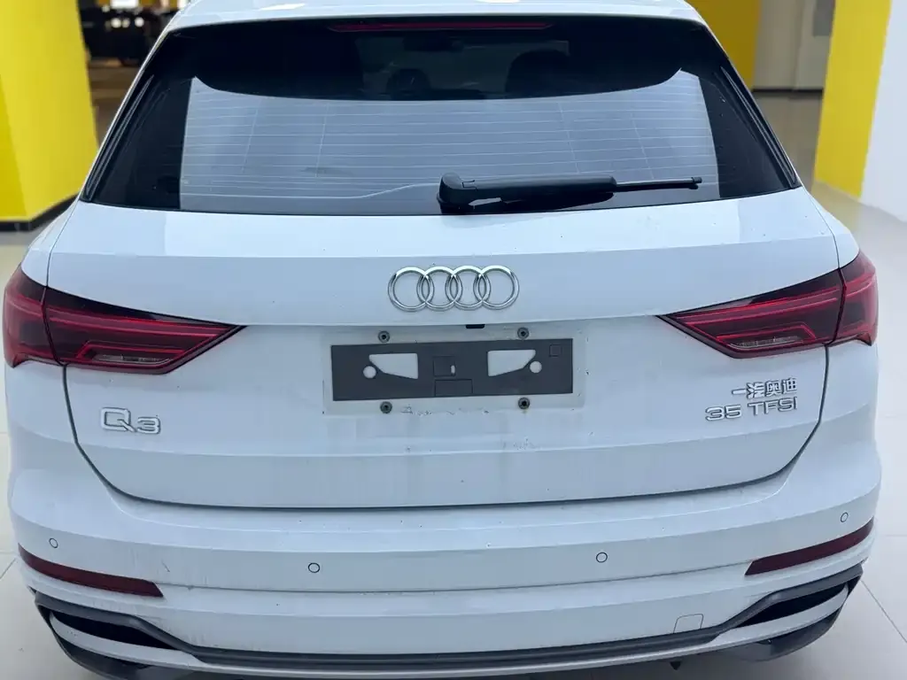 Audi Q3 — фото 2