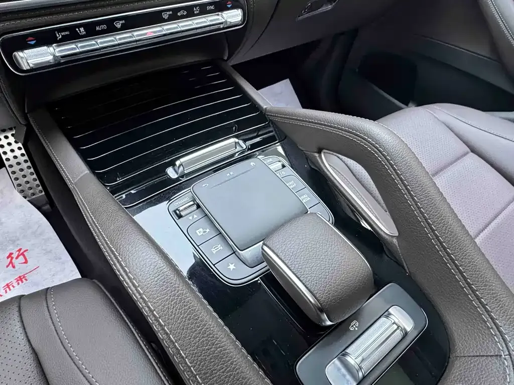 Mercedes-Benz GLS — фото 7