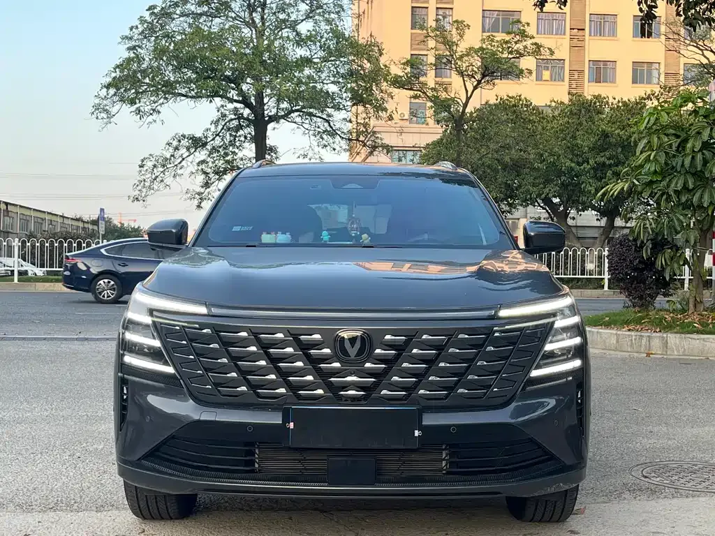 Changan CS75PLUS — фото 7