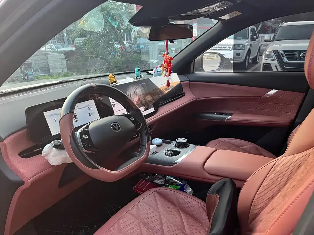 Changan CS75PLUS — фото 3