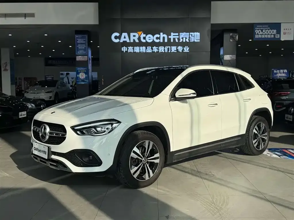 Mercedes-Benz GLA — фото 1