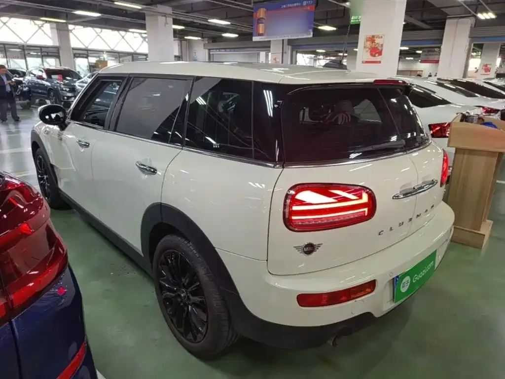 MINI Clubman — фото 6