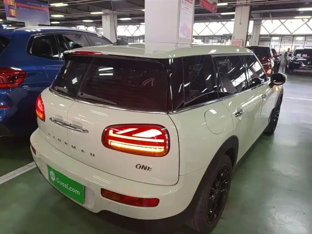 MINI Clubman — фото 8