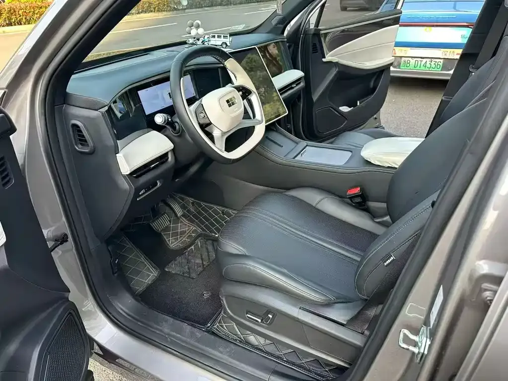 Geely Galaxy L7 — фото 2