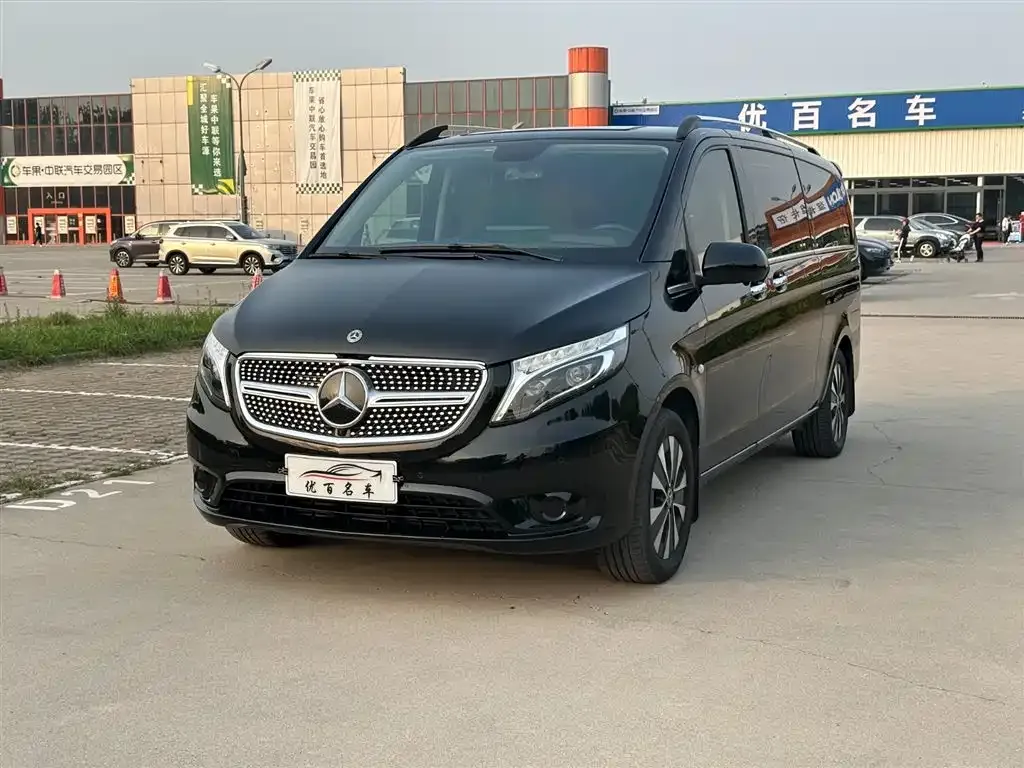 Mercedes-Benz Vito — фото 1