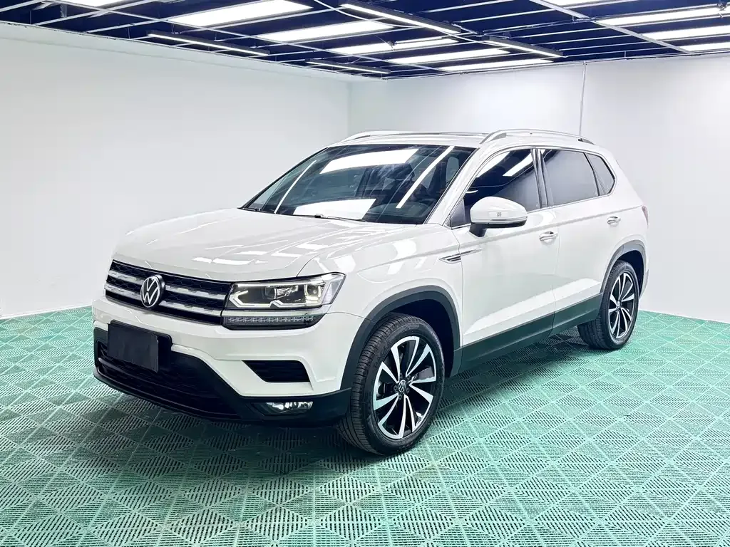 Volkswagen Tharu — фото 1