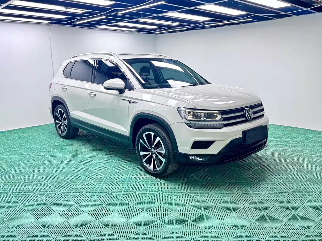 Volkswagen Tharu — фото 10