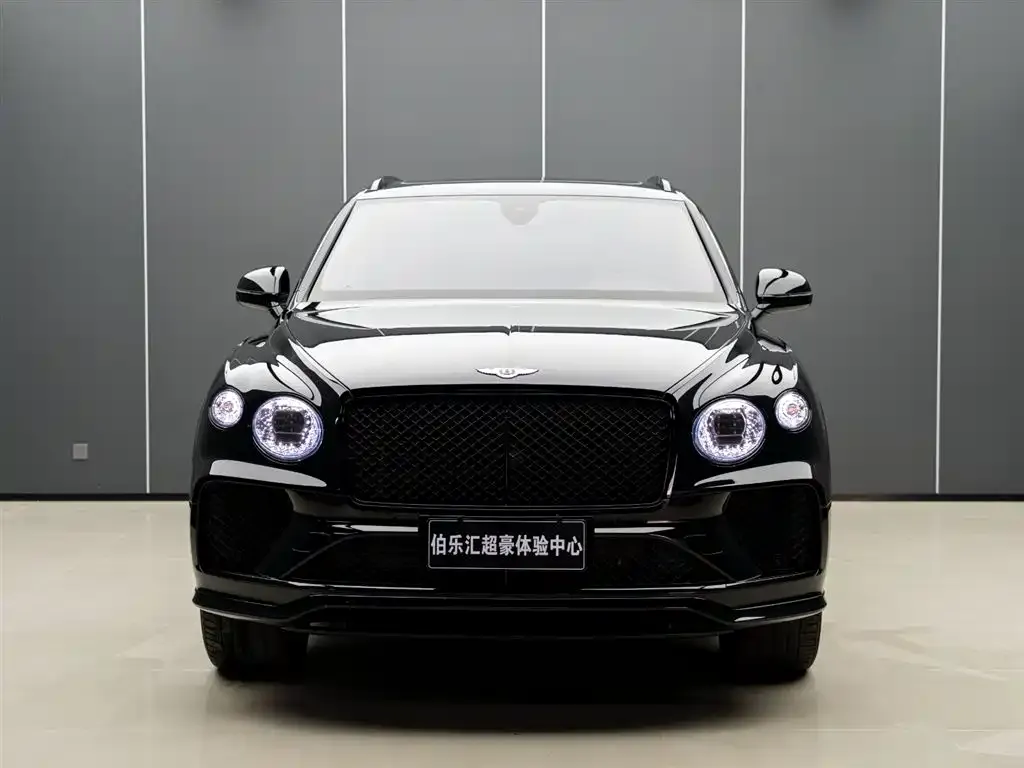 Bentley Bentayga — фото 6