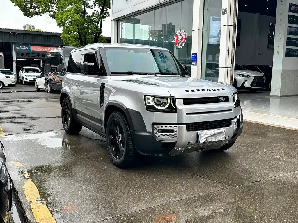 Land Rover Defender — фото 7