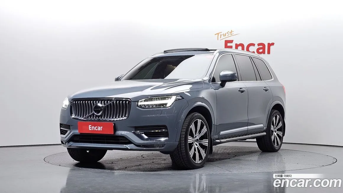 Volvo XC90 — фото 1