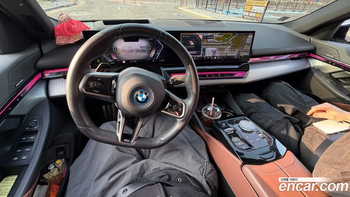 BMW i5 — фото 2