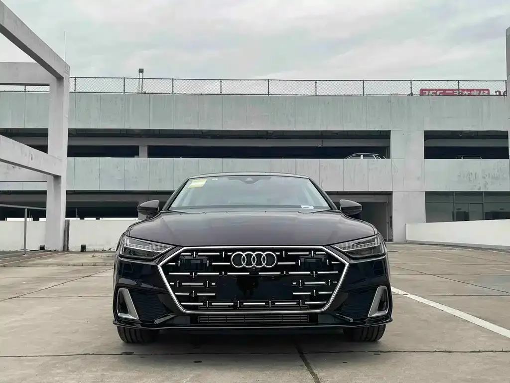 Audi A7L — фото 2