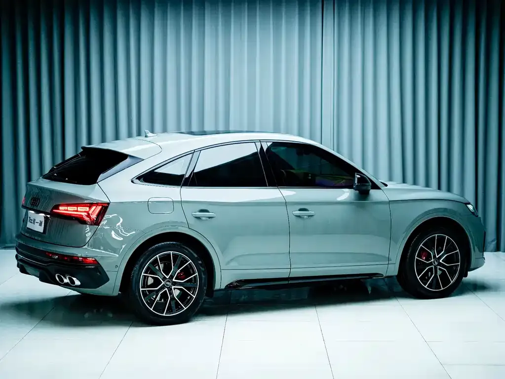 Audi SQ5 Sportback — фото 7