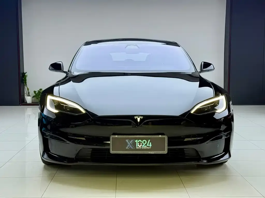 Tesla Model S — фото 2