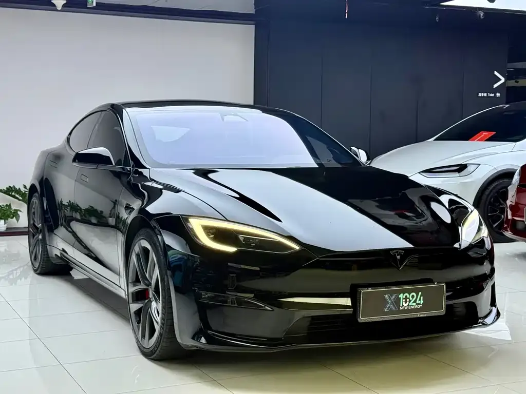 Tesla Model S — фото 5