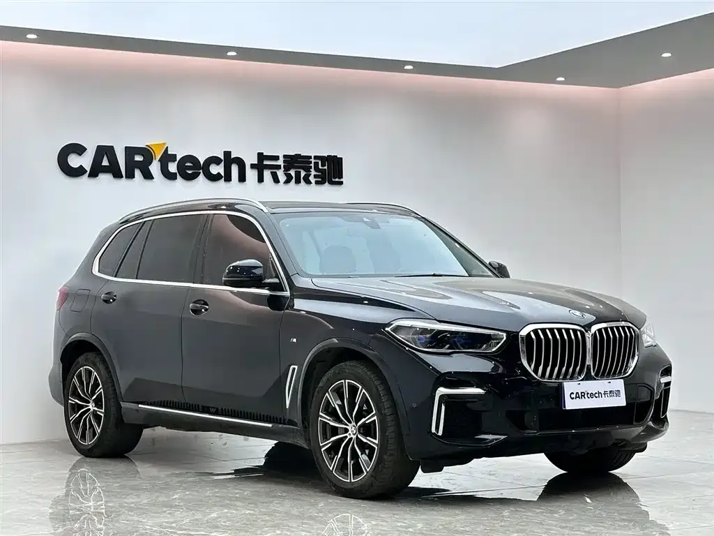BMW X5 — фото 6