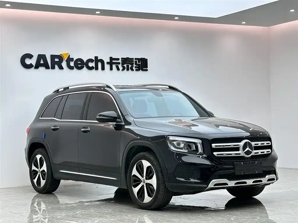 Mercedes-Benz GLB — фото 6
